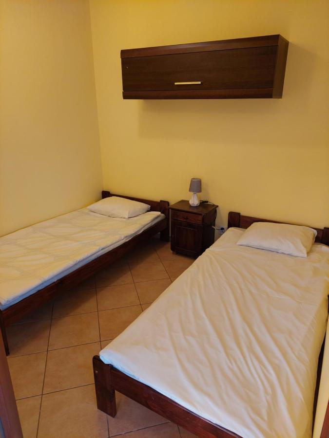 Apartament Z Ogrodkiem 코워브제크 외부 사진